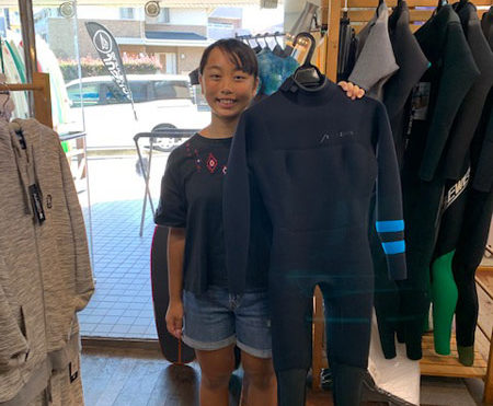 ウエットスーツ