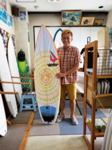 サーフボード　ジャスティス　レッドバーナー