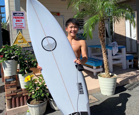 サーーフボード　初心者ボード　MOKAU