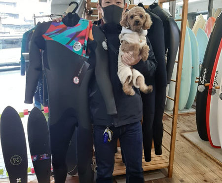 リップカールウエットスーツ