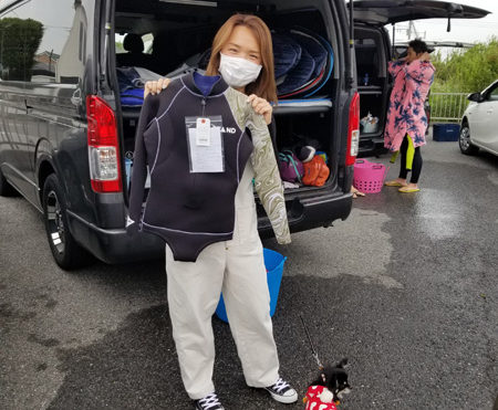 ウェットスーツ　ビーウェット　ロンスプ　スタンド