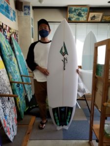 サーフボード　ジャスティス　インスタ