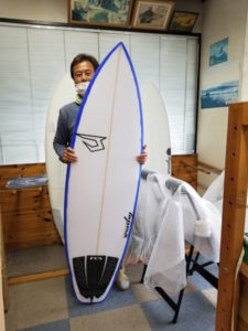サーフボード　ジャスティス　エイティーズ