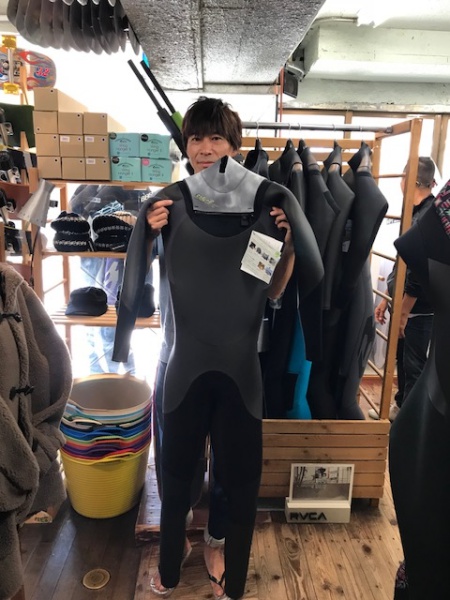 ウェットスーツ　セイバークロス ウィンターリミテッド　セミドライ