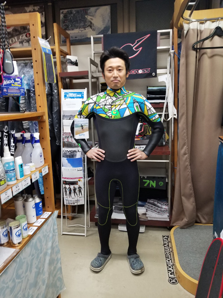 ウェットスーツ　セミドライ　ビーウェット　インフィニティー