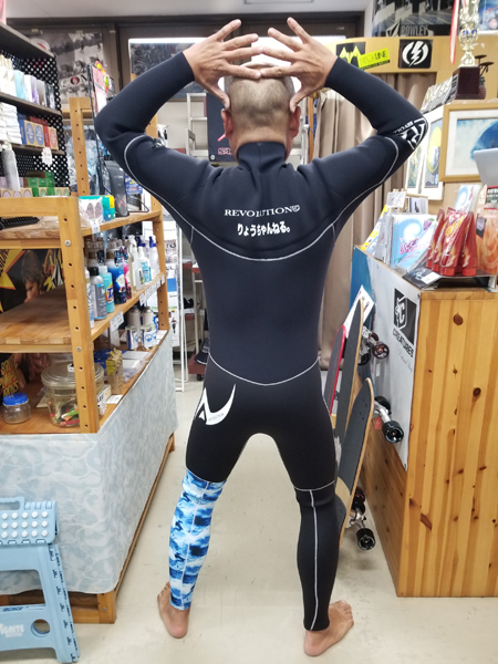 ウェットスーツ　セミドライ　レボ　キラー限定　シェル