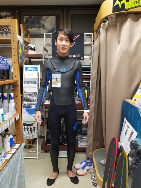 ウェットスーツ　セミドライ　ビーウェット　プレイヤー