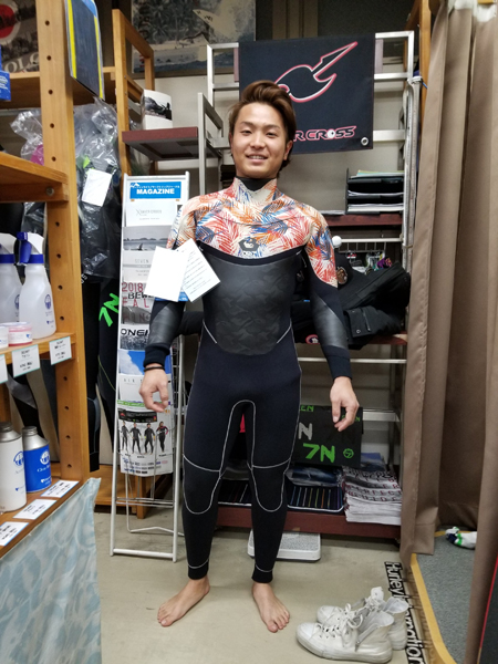 ウェットスーツ　セミドライ　ビーウェット　インフィニティー