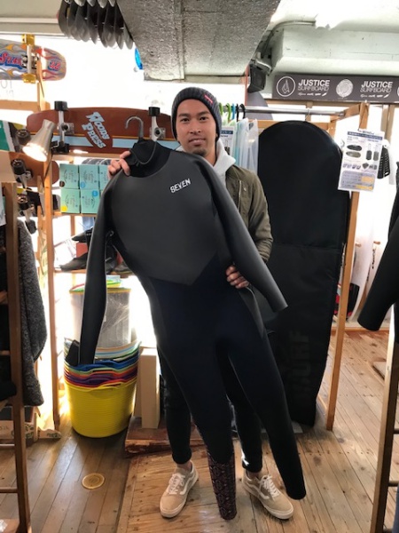 ウェットスーツ　セヴン　キラー限定　セミドライ　バックジップ