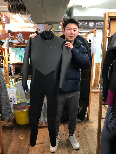 ウェットスーツ　セイバークロス キラー限定　セミドライ