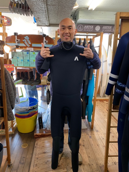 ウェットスーツ　エアータイト　キラー限定　バックジップ　シーガル