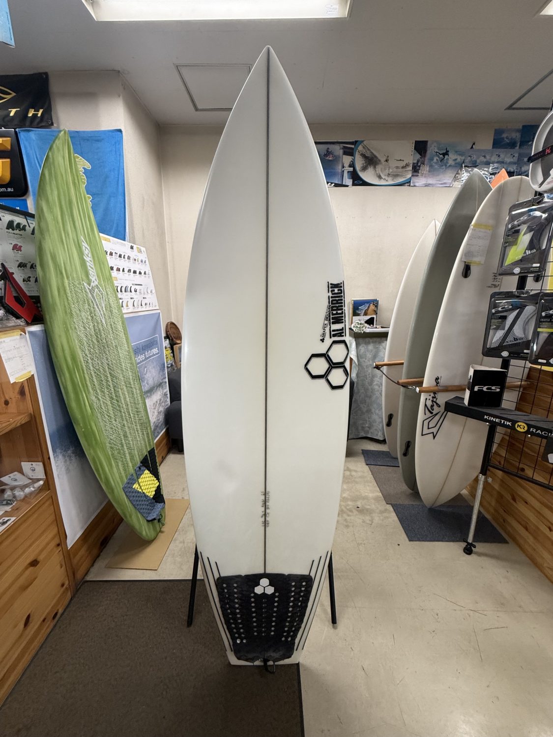 中古】CHANNEL ISLANDS NECK BEARD2 model(5'8 × 19 3/8 × 2 7/16